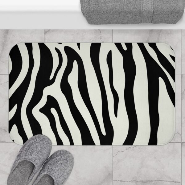 Zebra Stripe Bath Mat - Image 3